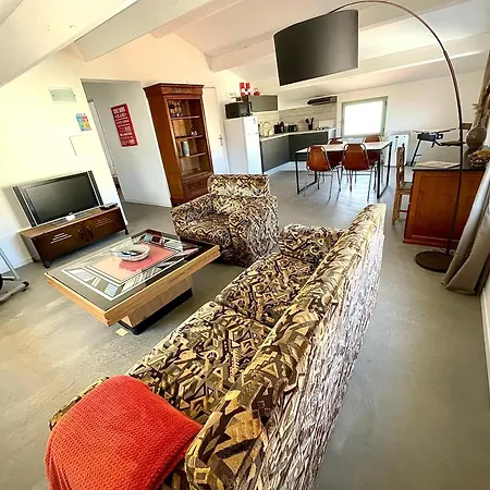 公寓 Antonia 2 Mansarde Acces Piscine Commune Centre