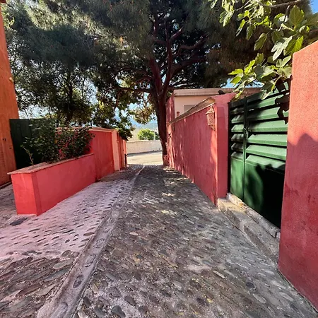 Résidence Antonia 2 Mansardé Accès Piscine Commune Centre Calvi (Corsica)