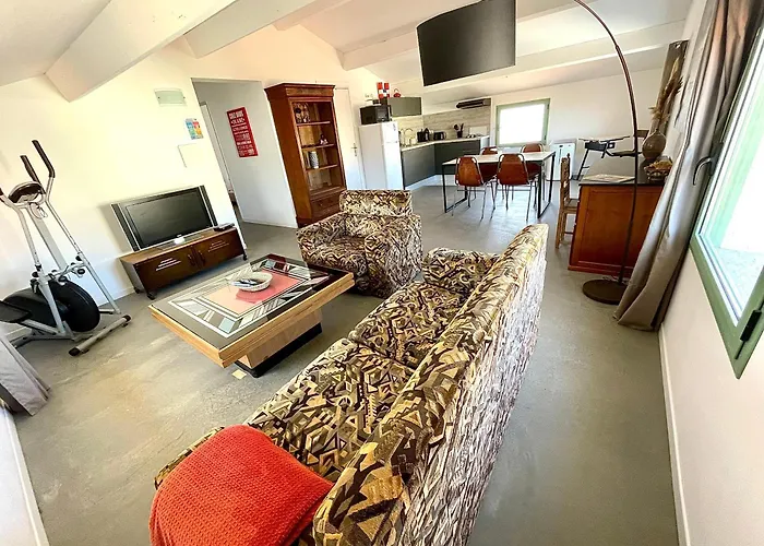 公寓 Antonia 2 Mansarde Acces Piscine Commune Centre