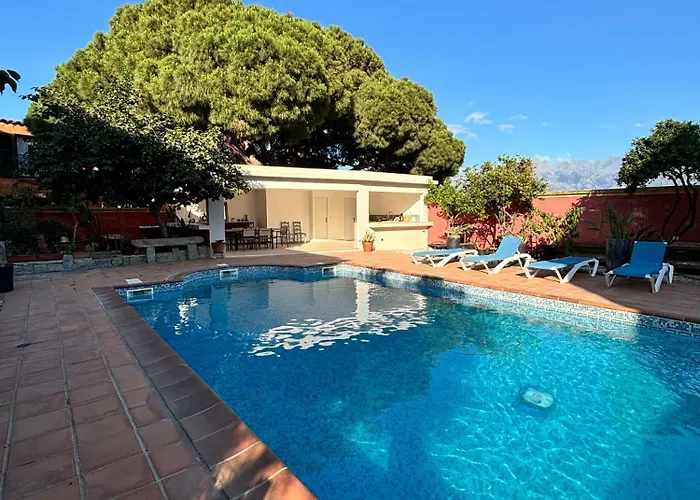 Apartment Antonia 2 Mansarde Acces Piscine Commune Centre