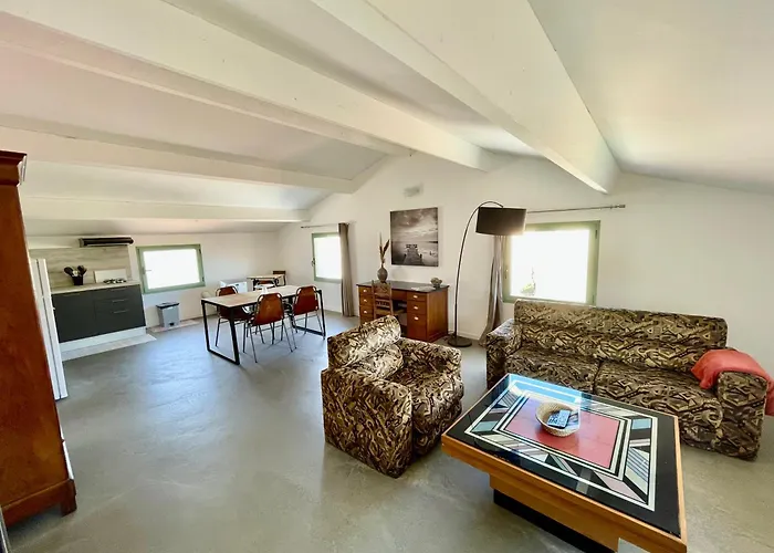 Antonia 2 Mansarde Acces Piscine Commune Centre Apartment Calvi (Corsica)