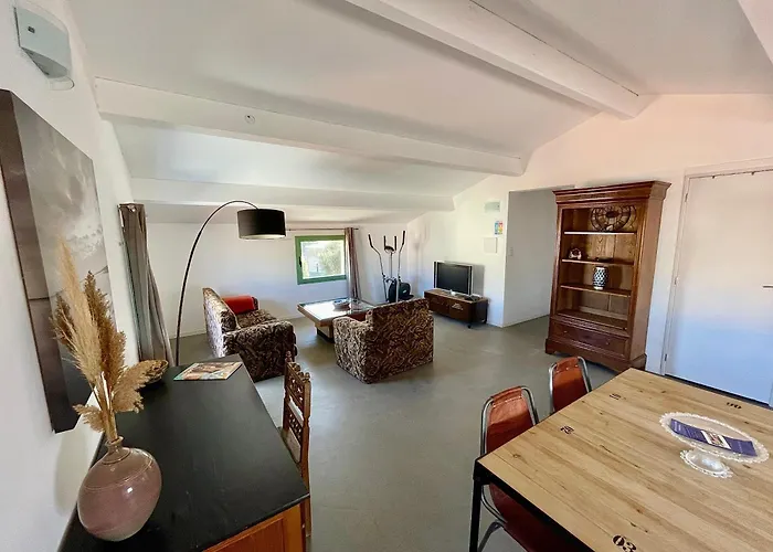 Apartment Antonia 2 Mansarde Acces Piscine Commune Centre